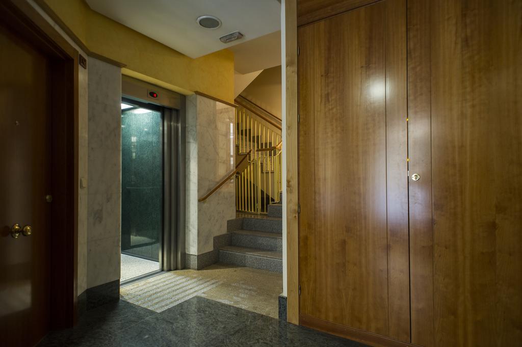 Rent Apartments Salamanca Cervantes 47 Екстериор снимка