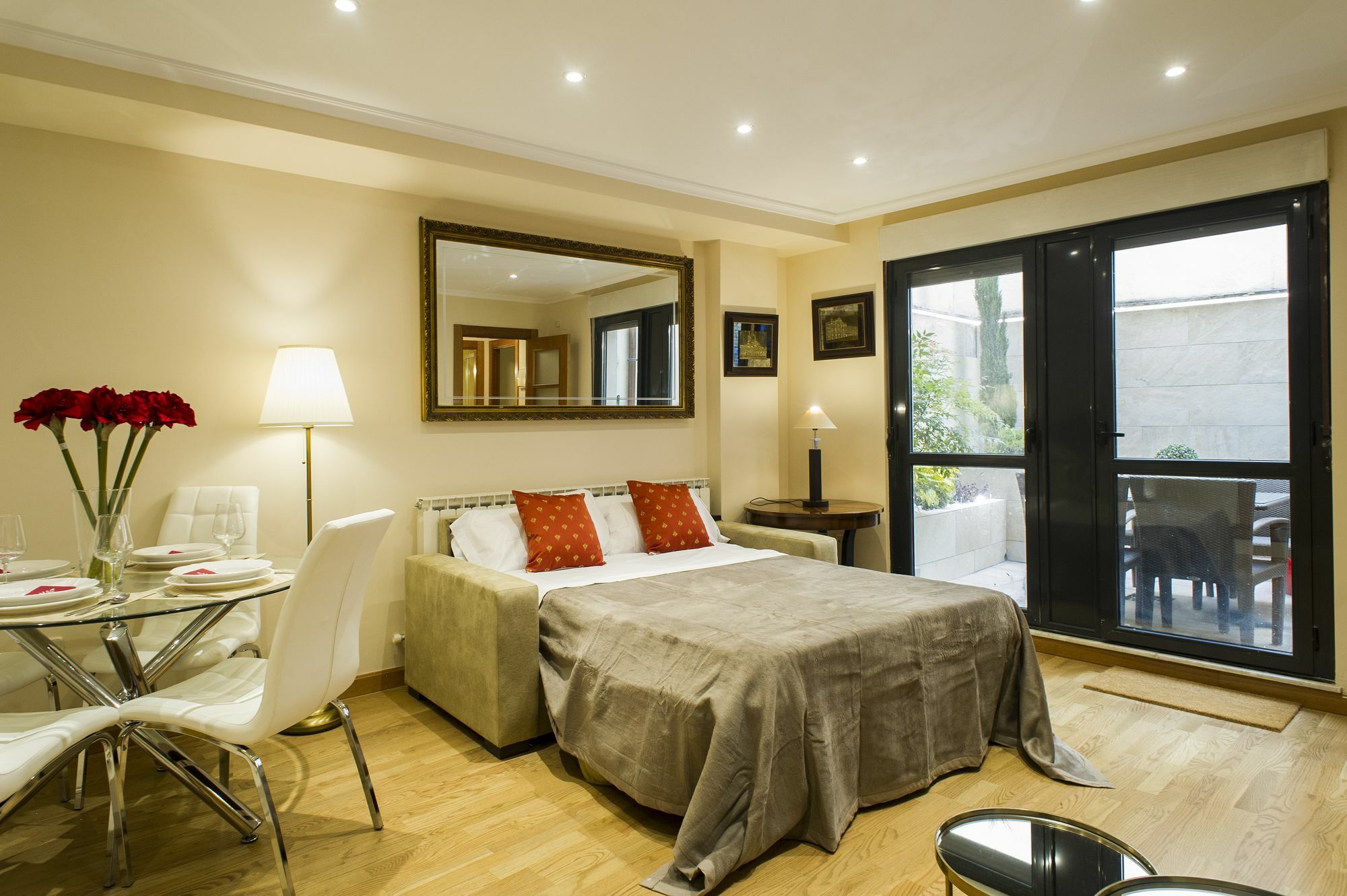 Rent Apartments Salamanca Cervantes 47 Екстериор снимка