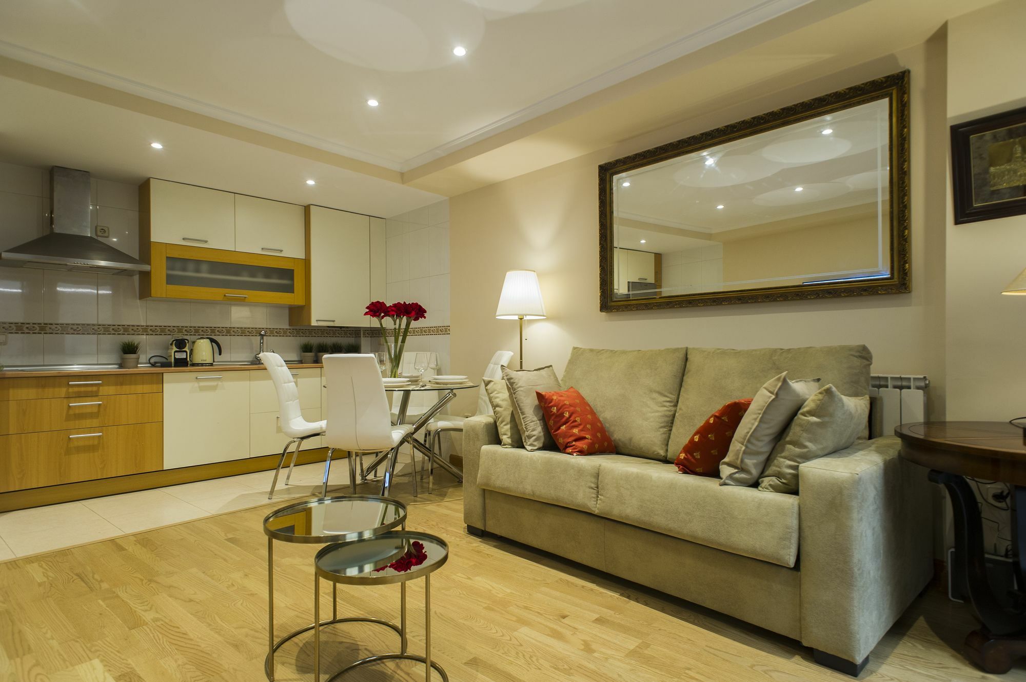 Rent Apartments Salamanca Cervantes 47 Екстериор снимка