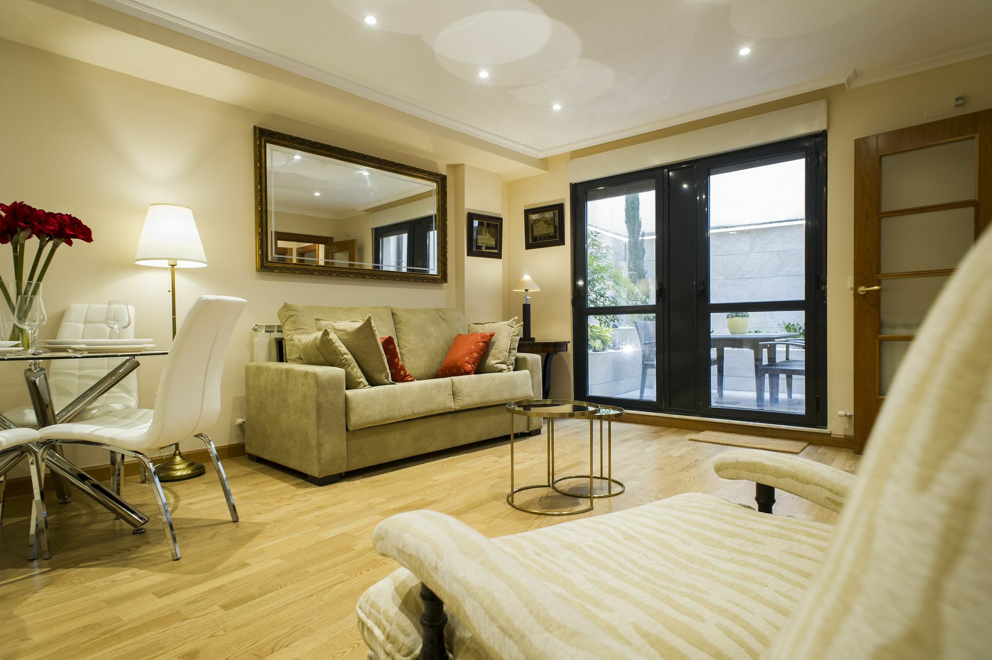 Rent Apartments Salamanca Cervantes 47 Екстериор снимка
